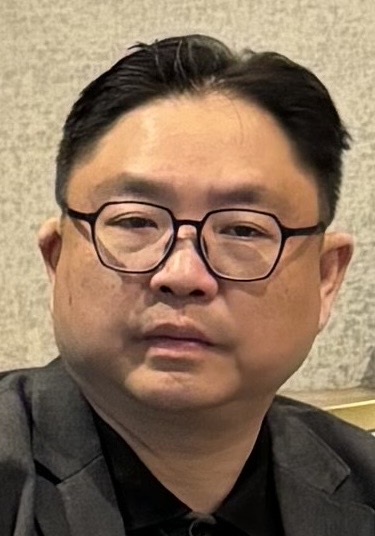 皮國立